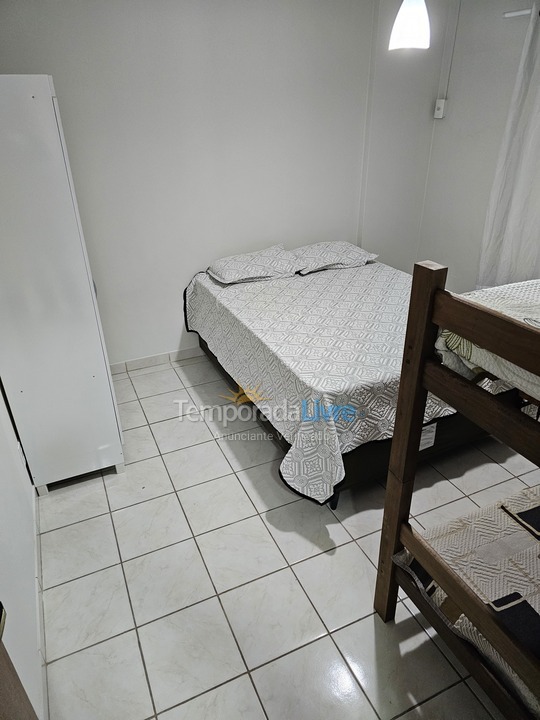 Apartamento para aluguel de temporada em Guarapari (Praia do Morro)
