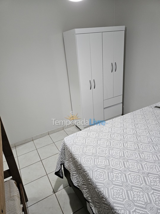 Apartamento para aluguel de temporada em Guarapari (Praia do Morro)