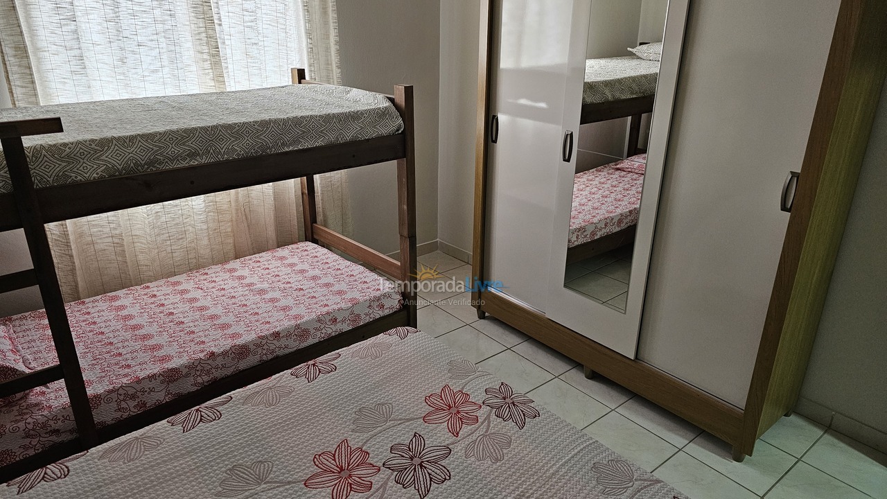 Apartamento para aluguel de temporada em Guarapari (Praia do Morro)