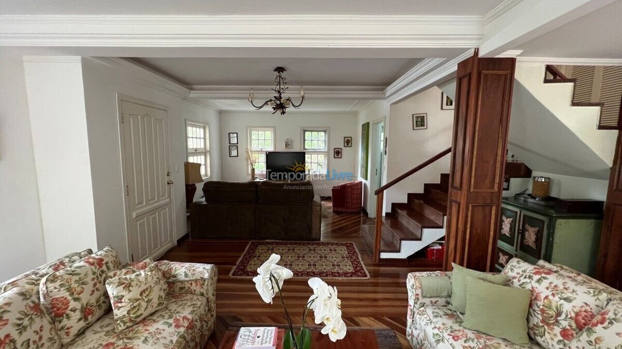 House for vacation rental in Campos do Jordão (Fojo)