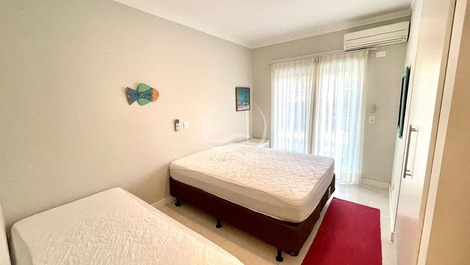 Mansion on the Riviera, 5 bedrooms at 260m from the beach