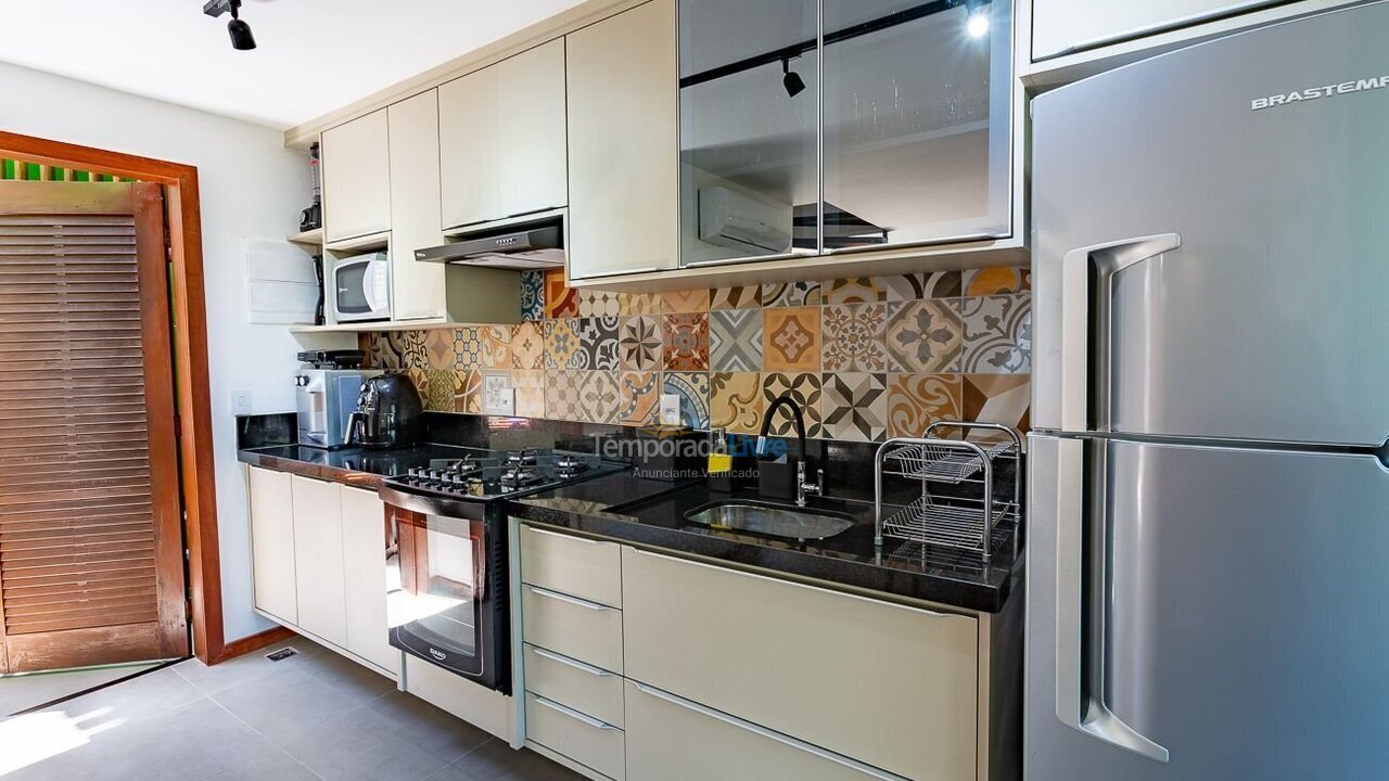 Casa para alquiler de vacaciones em Camaçari (Varandas do Mar Itacimirim)