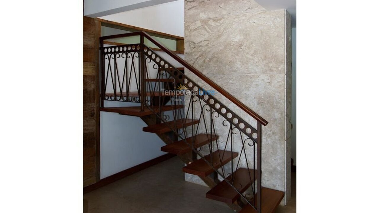 Casa para aluguel de temporada em Mata de São João (Imbassaí)