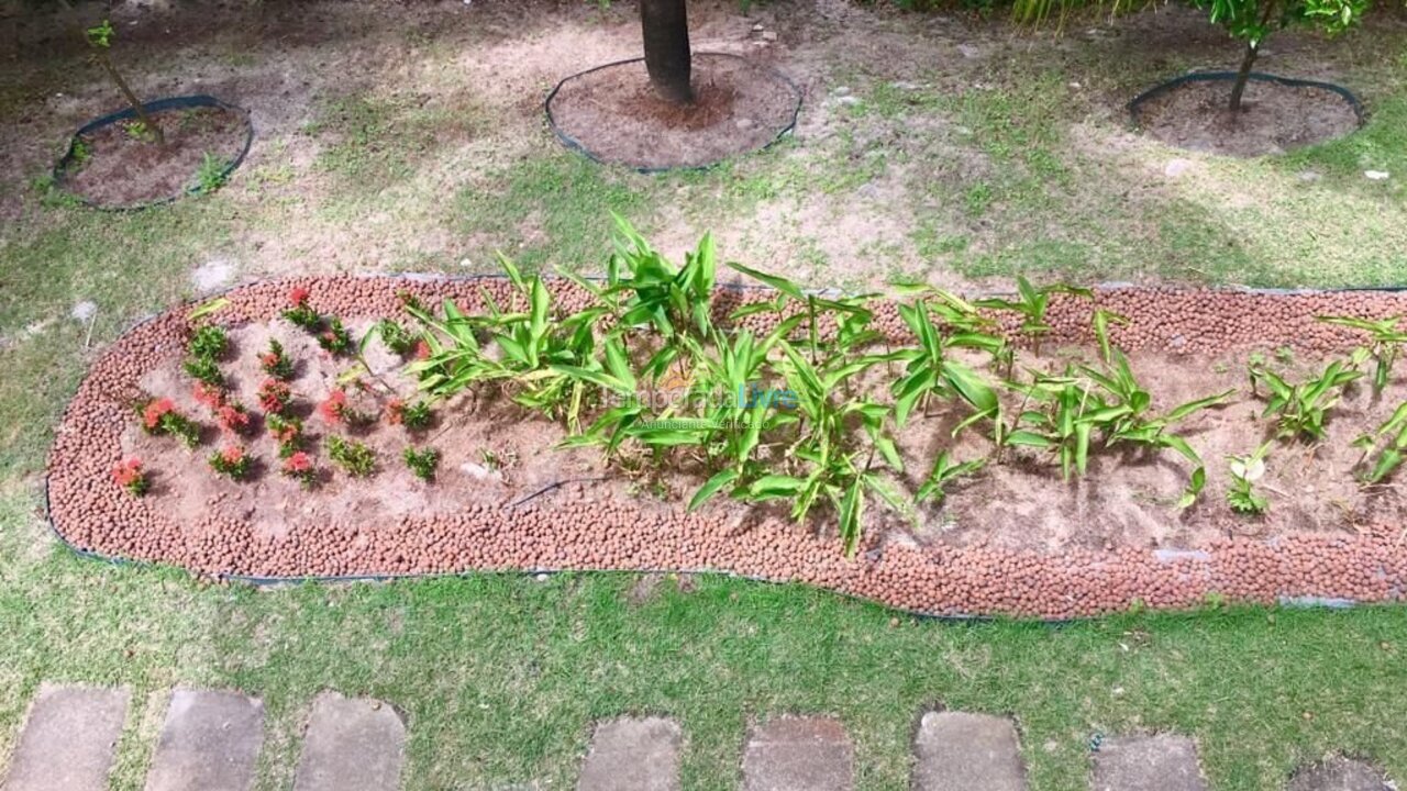 Casa para aluguel de temporada em Mata de São João (Imbassaí)