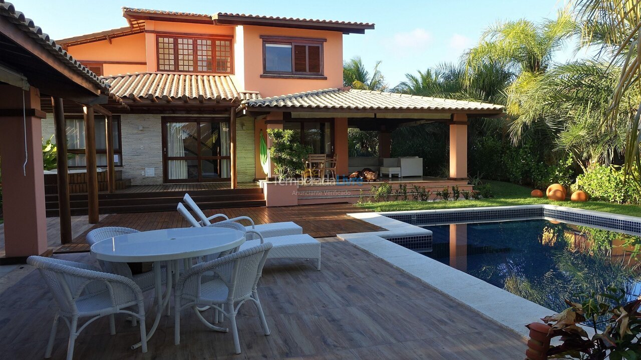 Casa para aluguel de temporada em Mata de São João (Imbassaí)