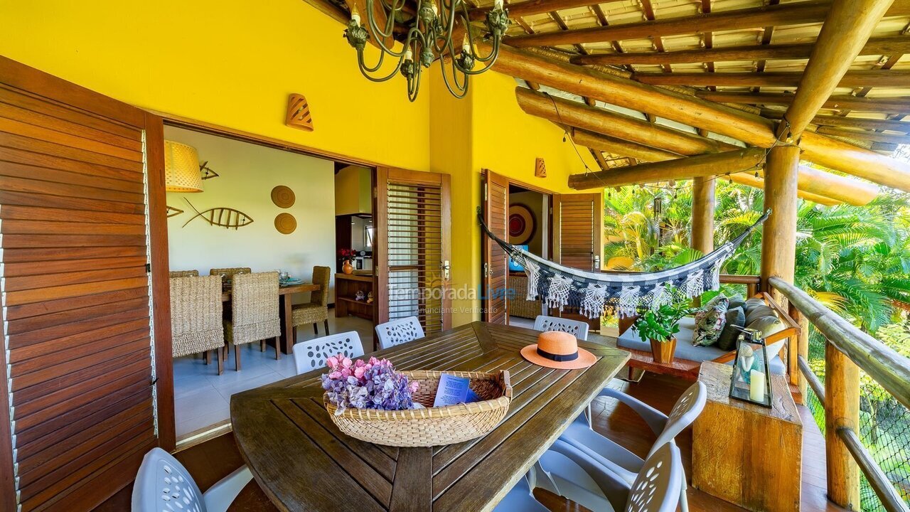 Apartamento para aluguel de temporada em Mata de São João (Imbassaí)