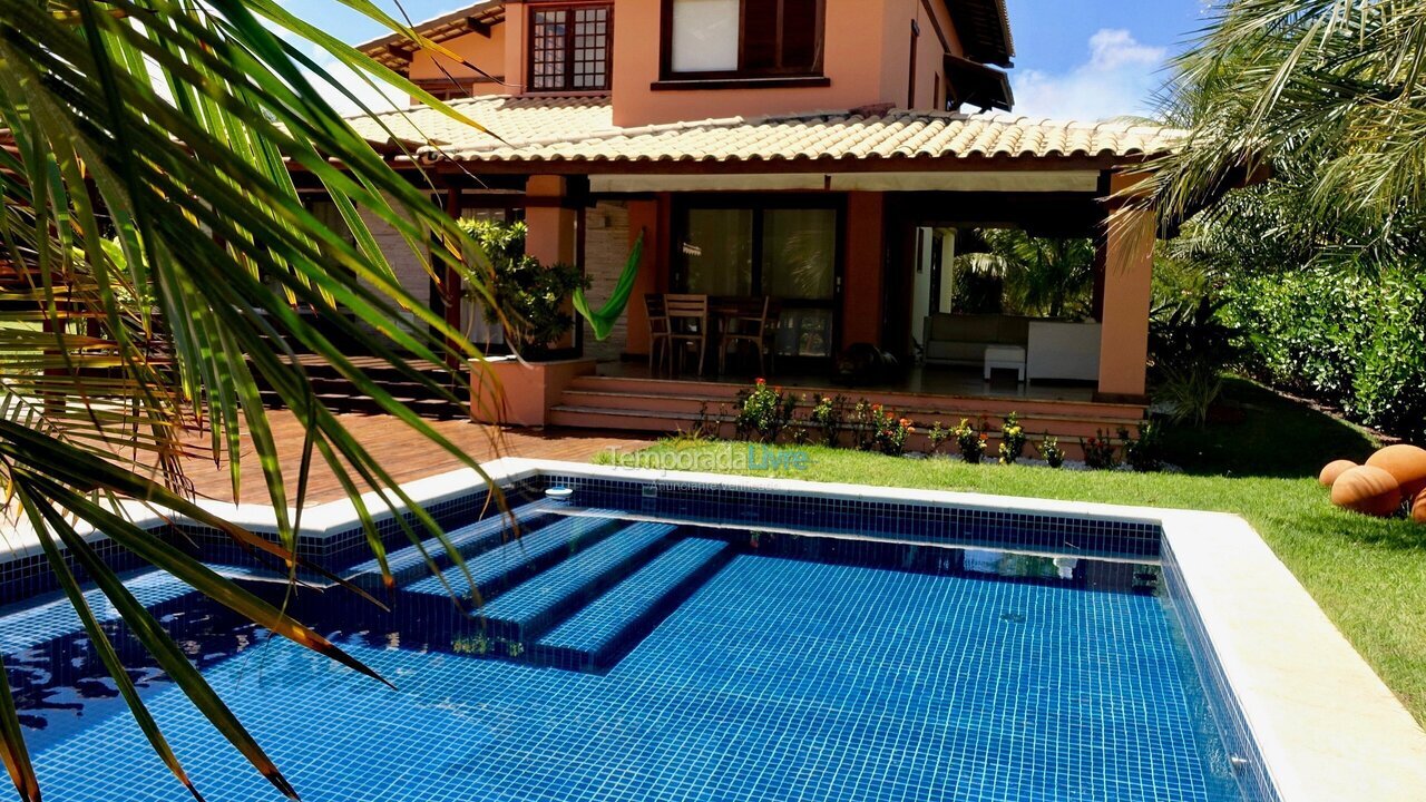 Casa para aluguel de temporada em Mata de São João (Imbassaí)