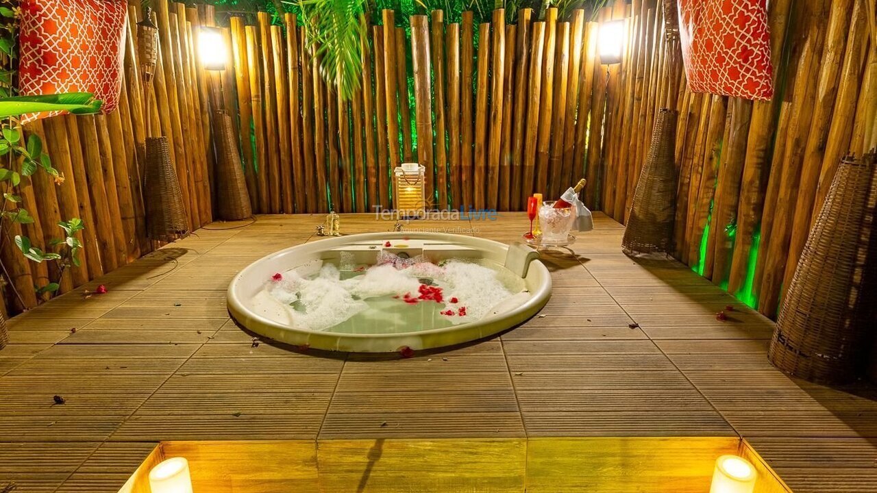 Casa para aluguel de temporada em Mata de São João (Imbassaí)