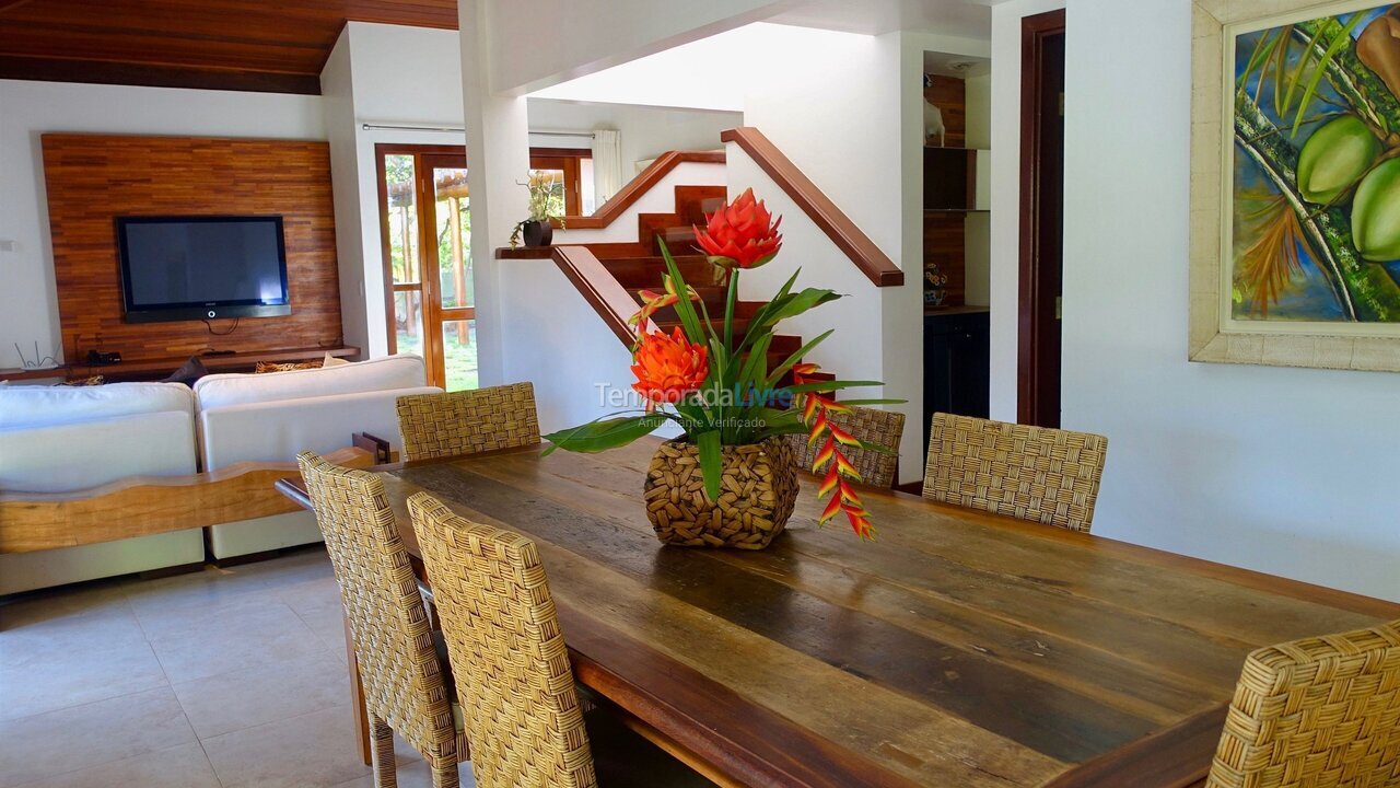 Casa para aluguel de temporada em Mata de São João (Imbassaí)