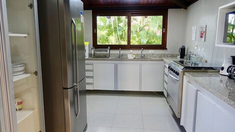 Reserva Imbassaí - Casa B11 Bromélias