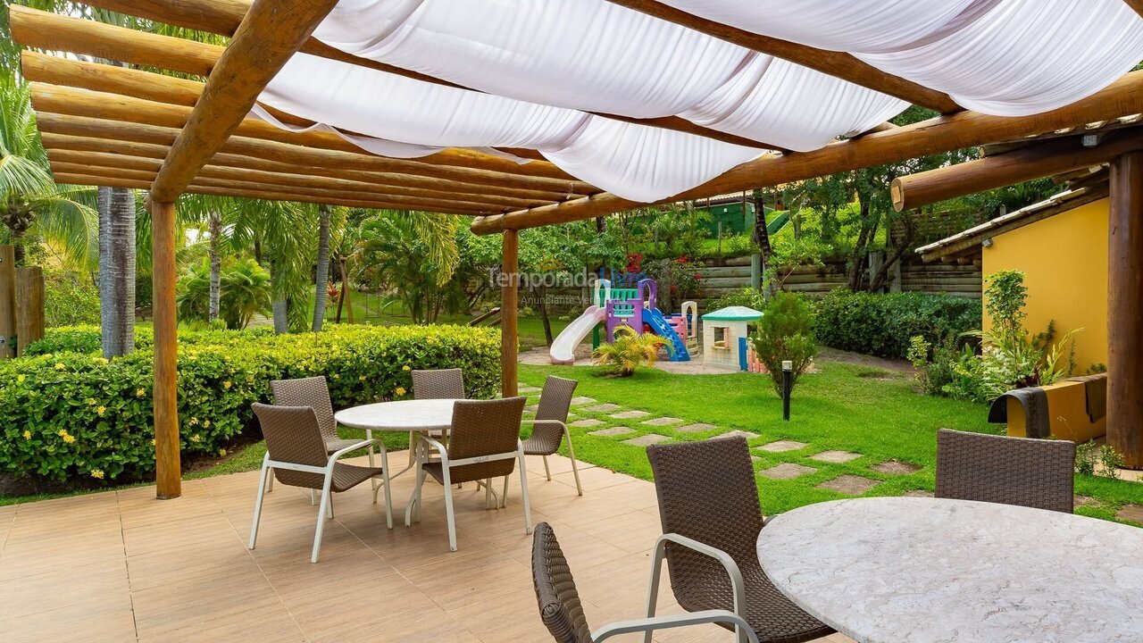 Apartamento para aluguel de temporada em Mata de São João (Imbassaí)