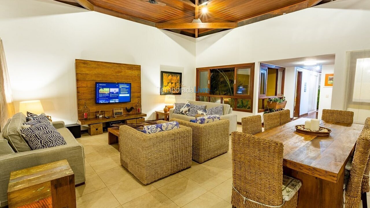 Casa para aluguel de temporada em Mata de São João (Imbassaí)