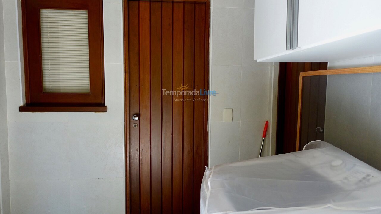 Casa para aluguel de temporada em Mata de São João (Imbassaí)