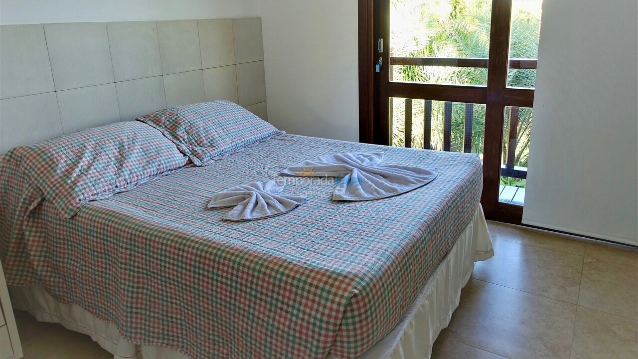 Casa para aluguel de temporada em Mata de São João (Imbassaí)