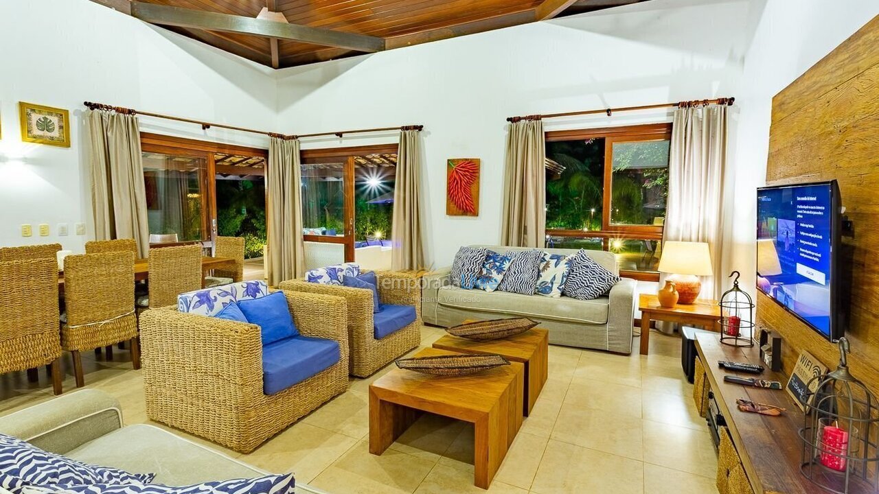 Casa para aluguel de temporada em Mata de São João (Imbassaí)