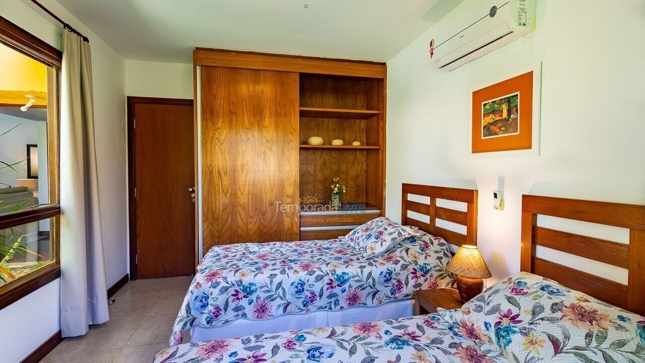 Casa para aluguel de temporada em Mata de São João (Imbassaí)