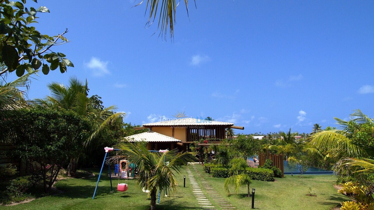 Apartamento para aluguel de temporada em Mata de São João (Imbassaí)