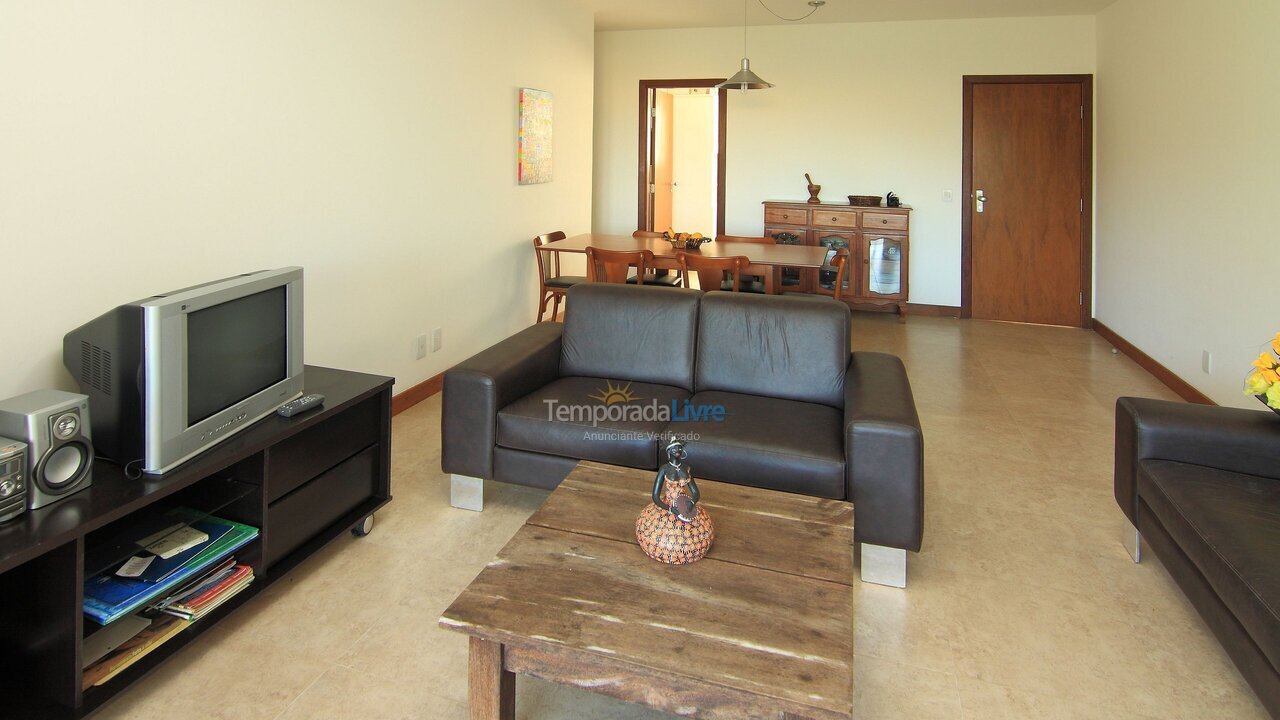 Apartamento para aluguel de temporada em Mata de São João (Imbassaí)