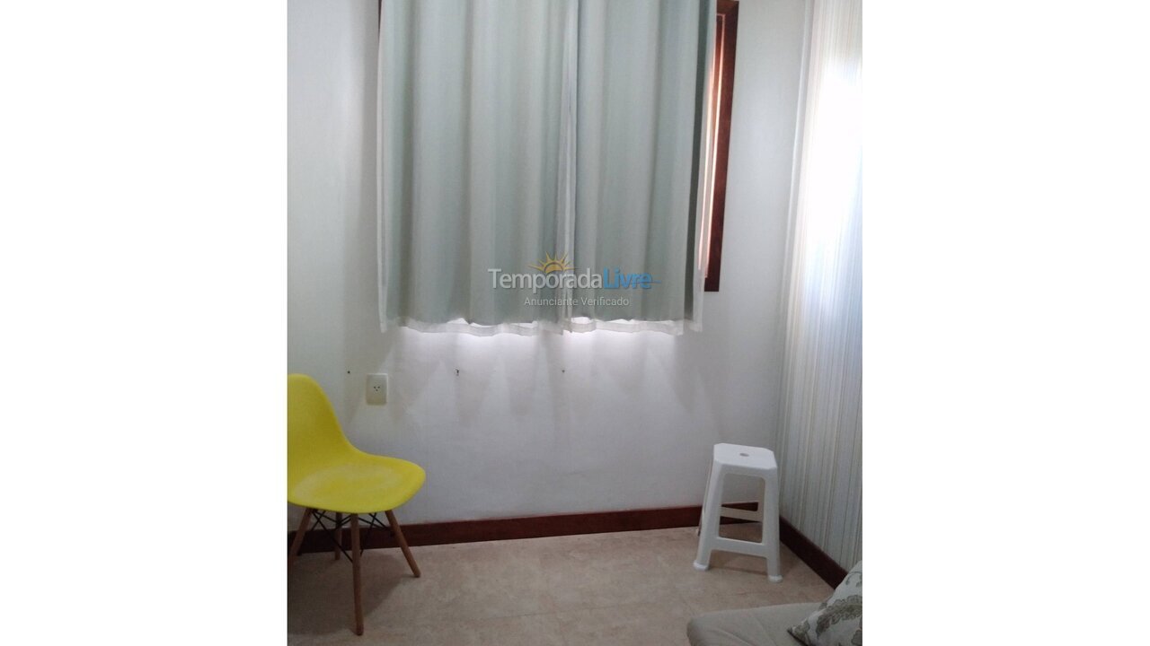 Apartamento para aluguel de temporada em Mata de São João (Imbassaí)