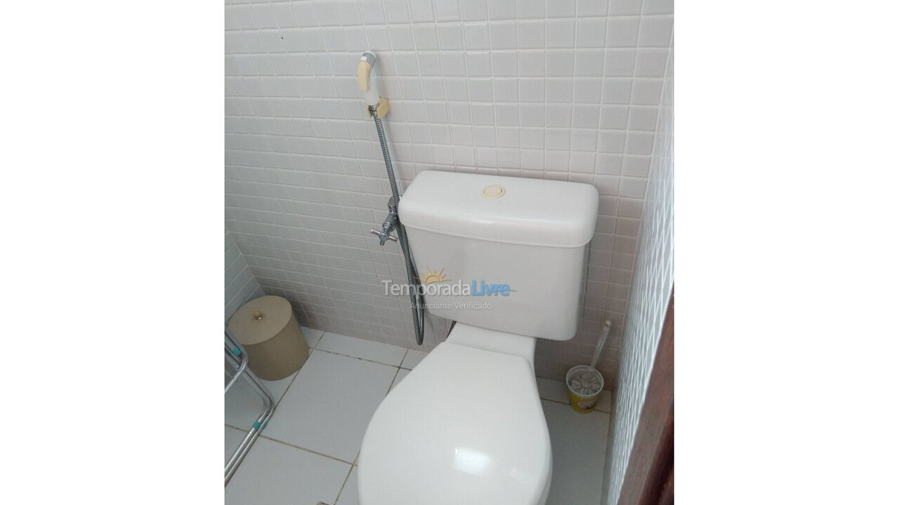 Apartamento para aluguel de temporada em Mata de São João (Imbassaí)