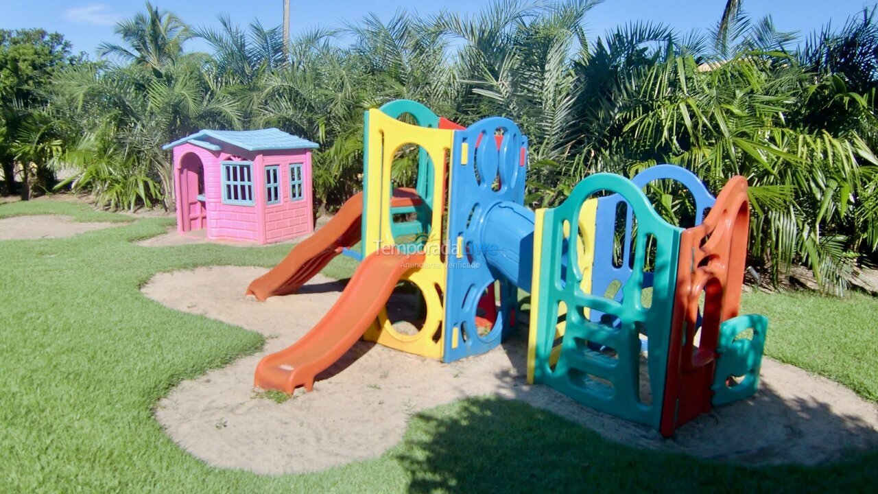 Apartamento para aluguel de temporada em Mata de São João (Imbassaí)