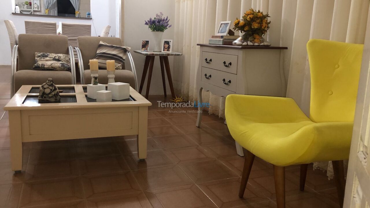 Casa para aluguel de temporada em Ilhéus (Bairro Jardim Atlântico)