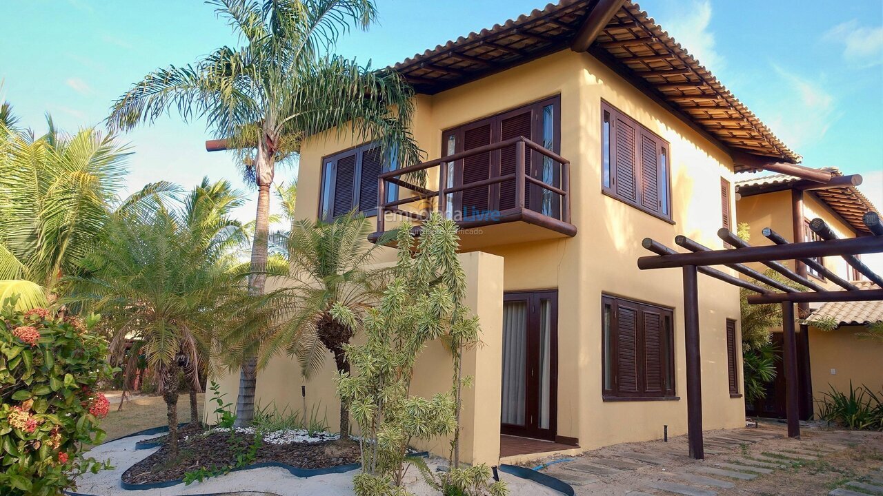 Casa para aluguel de temporada em Mata de São João (Imbassaí)