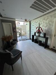 LORGEOUS THREE BEDROOMS AND BUILDING FRONT OF THE SEA