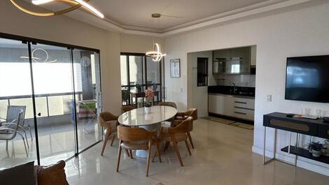 LORGEOUS THREE BEDROOMS AND BUILDING FRONT OF THE SEA