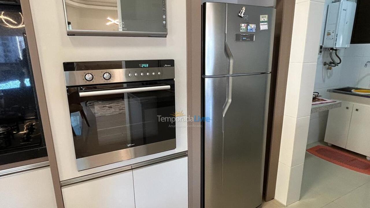 Apartment for vacation rental in Itapema (Centro)