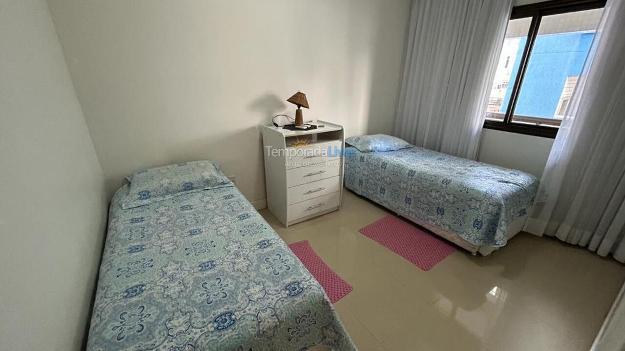 Apartment for vacation rental in Itapema (Centro)