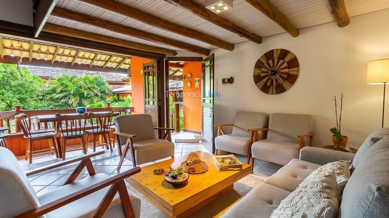 Apartamento para aluguel de temporada em Mata de São João (Praia do Forte)