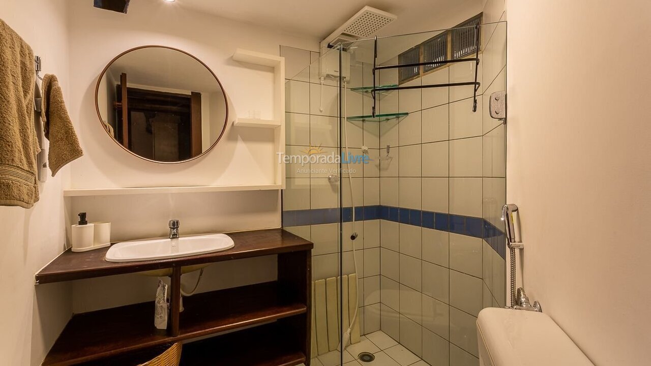 Apartamento para aluguel de temporada em Mata de São João (Praia do Forte)