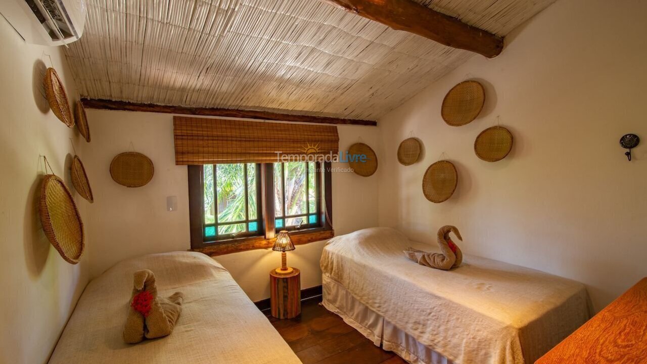 Apartamento para aluguel de temporada em Mata de São João (Praia do Forte)