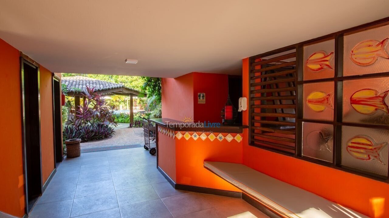 Apartamento para aluguel de temporada em Mata de São João (Praia do Forte)