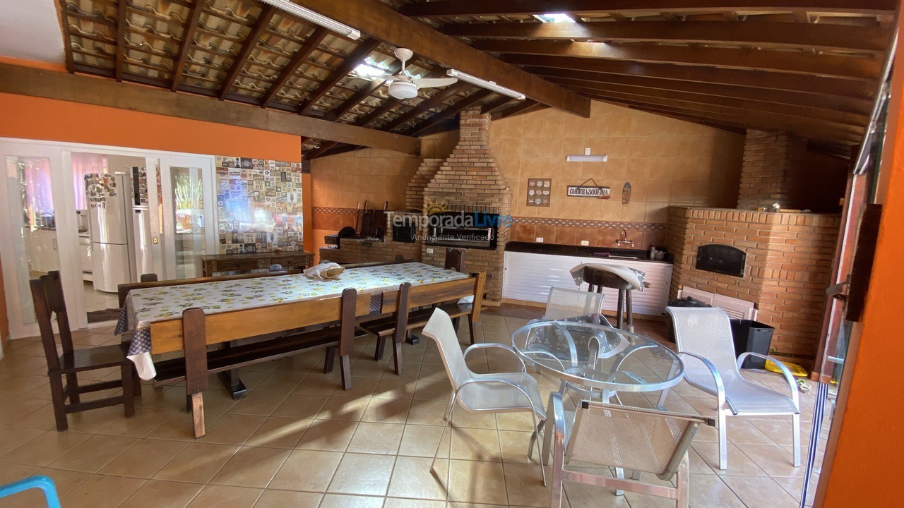 Casa para aluguel de temporada em Bertioga (Riviera de São Lourenço)