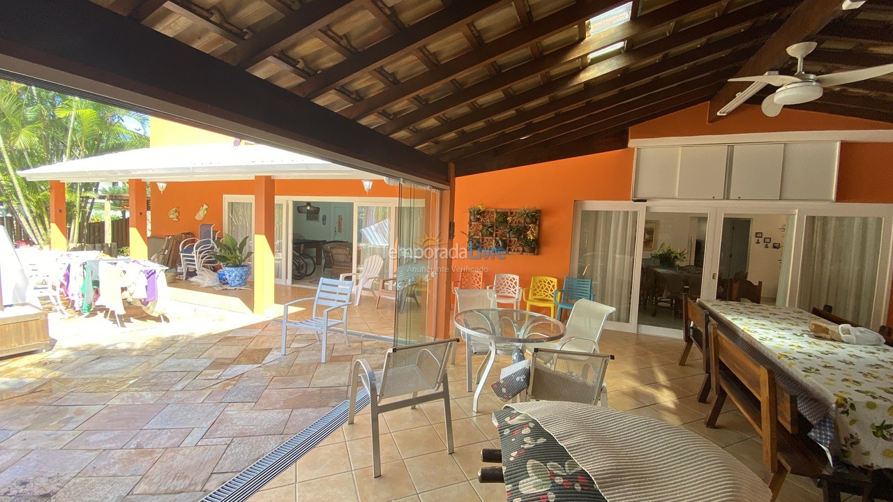 Casa para aluguel de temporada em Bertioga (Riviera de São Lourenço)