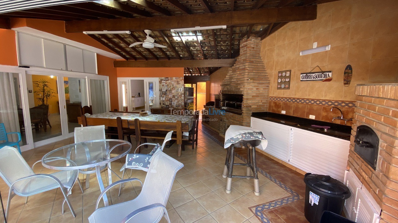 Casa para aluguel de temporada em Bertioga (Riviera de São Lourenço)