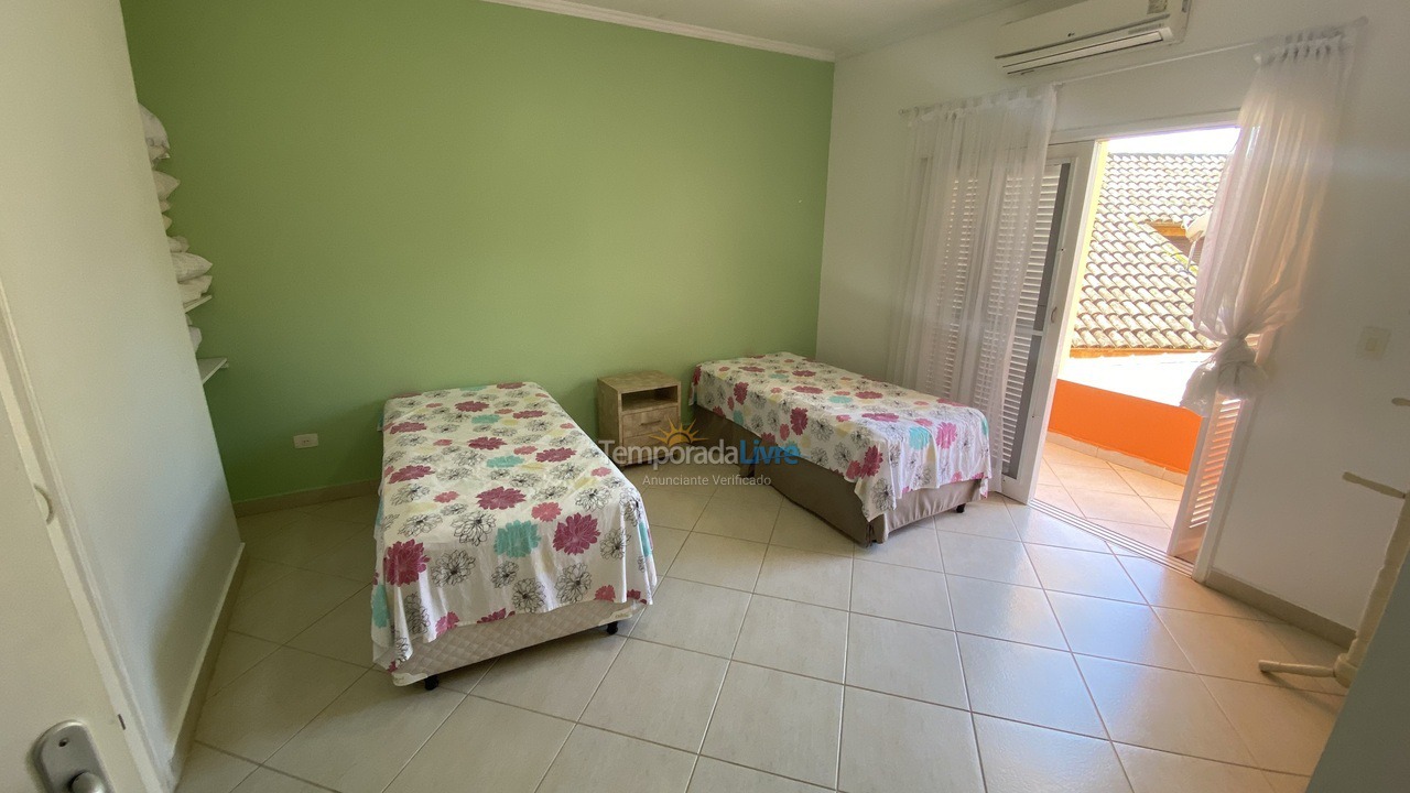 Casa para aluguel de temporada em Bertioga (Riviera de São Lourenço)