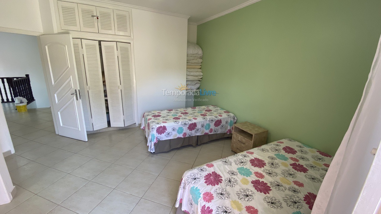 Casa para aluguel de temporada em Bertioga (Riviera de São Lourenço)