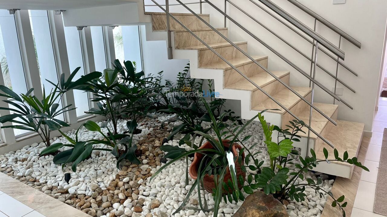 Casa para aluguel de temporada em Bertioga (Riviera de São Lourenço)