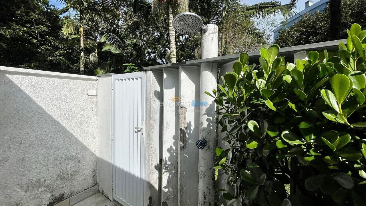 Casa para aluguel de temporada em Bertioga (Riviera de São Lourenço)