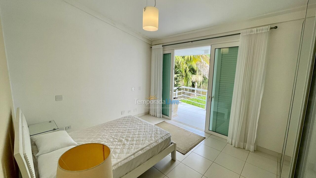 Casa para aluguel de temporada em Bertioga (Riviera de São Lourenço)