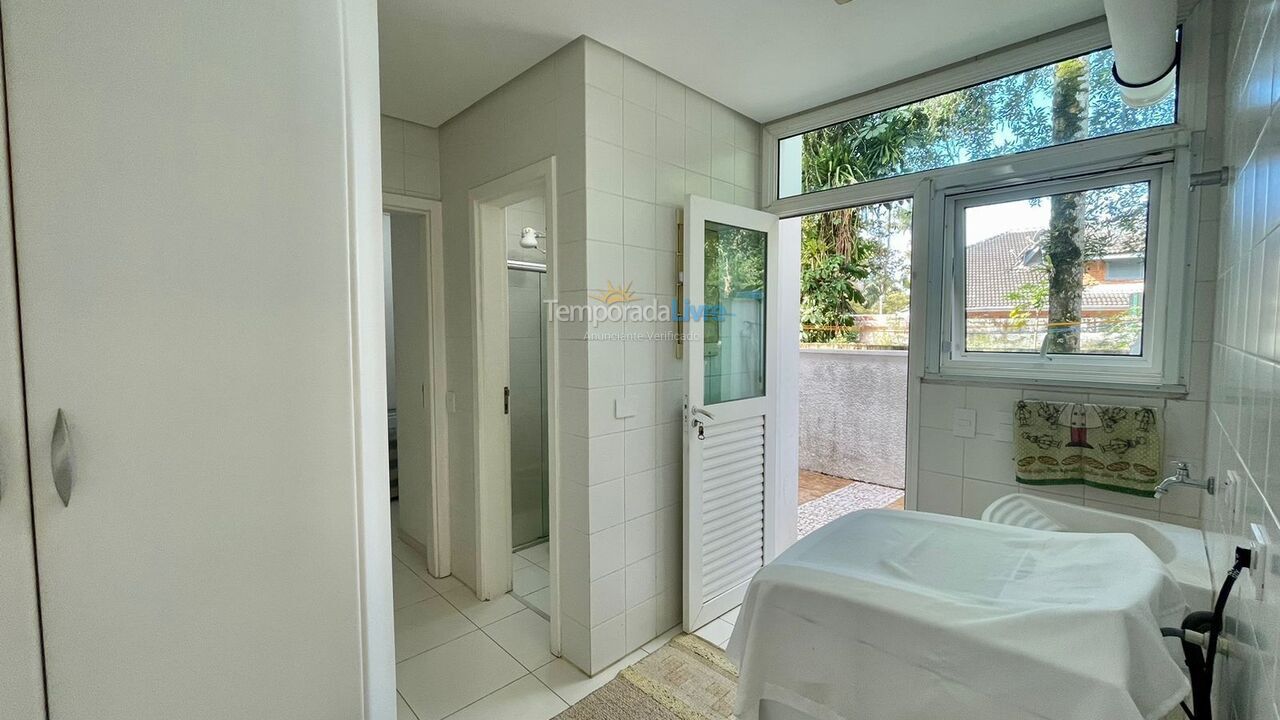 Casa para aluguel de temporada em Bertioga (Riviera de São Lourenço)