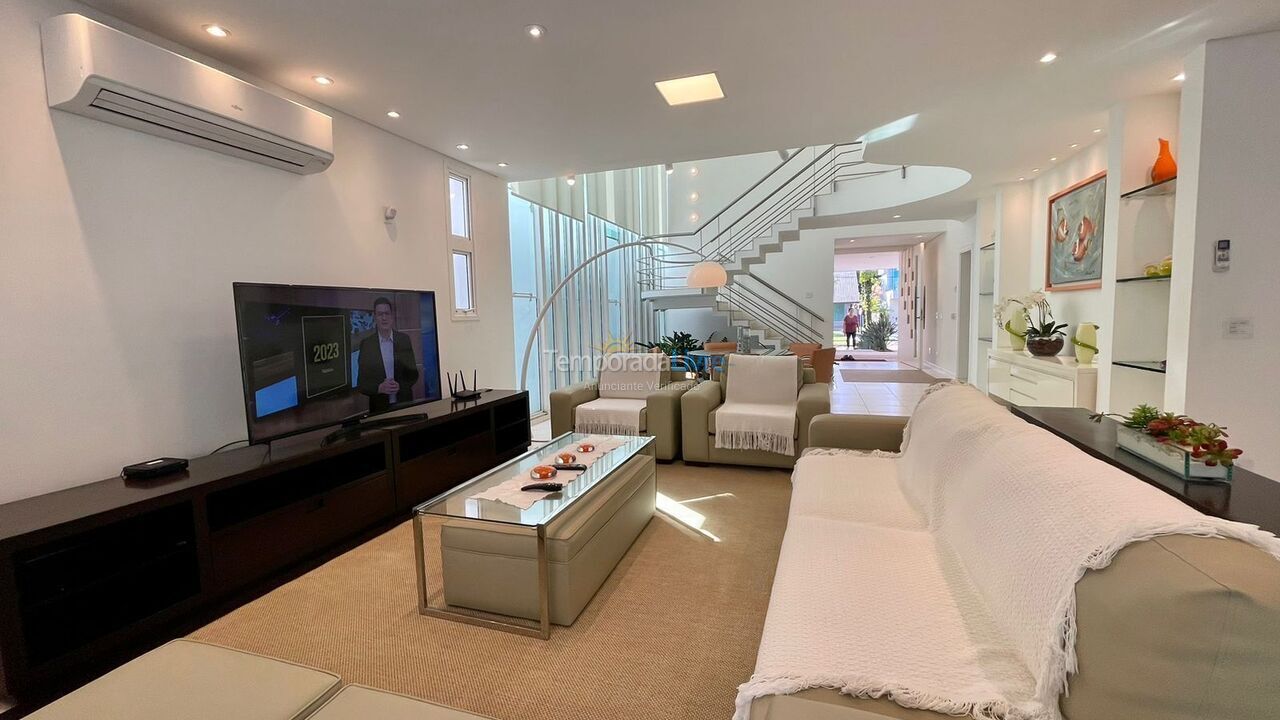 Casa para aluguel de temporada em Bertioga (Riviera de São Lourenço)