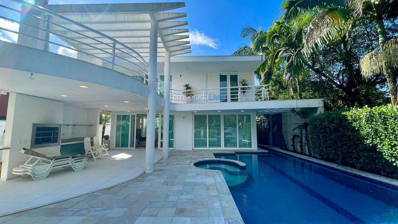 Casa para aluguel de temporada em Bertioga (Riviera de São Lourenço)