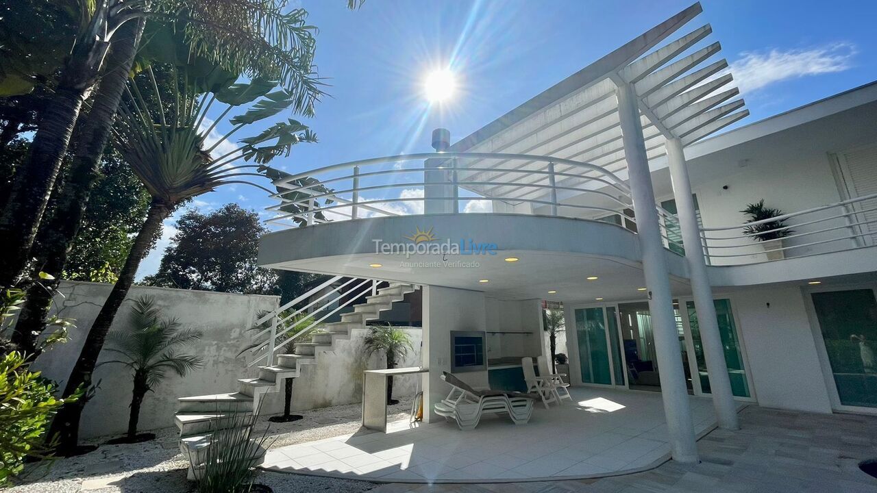 Casa para aluguel de temporada em Bertioga (Riviera de São Lourenço)