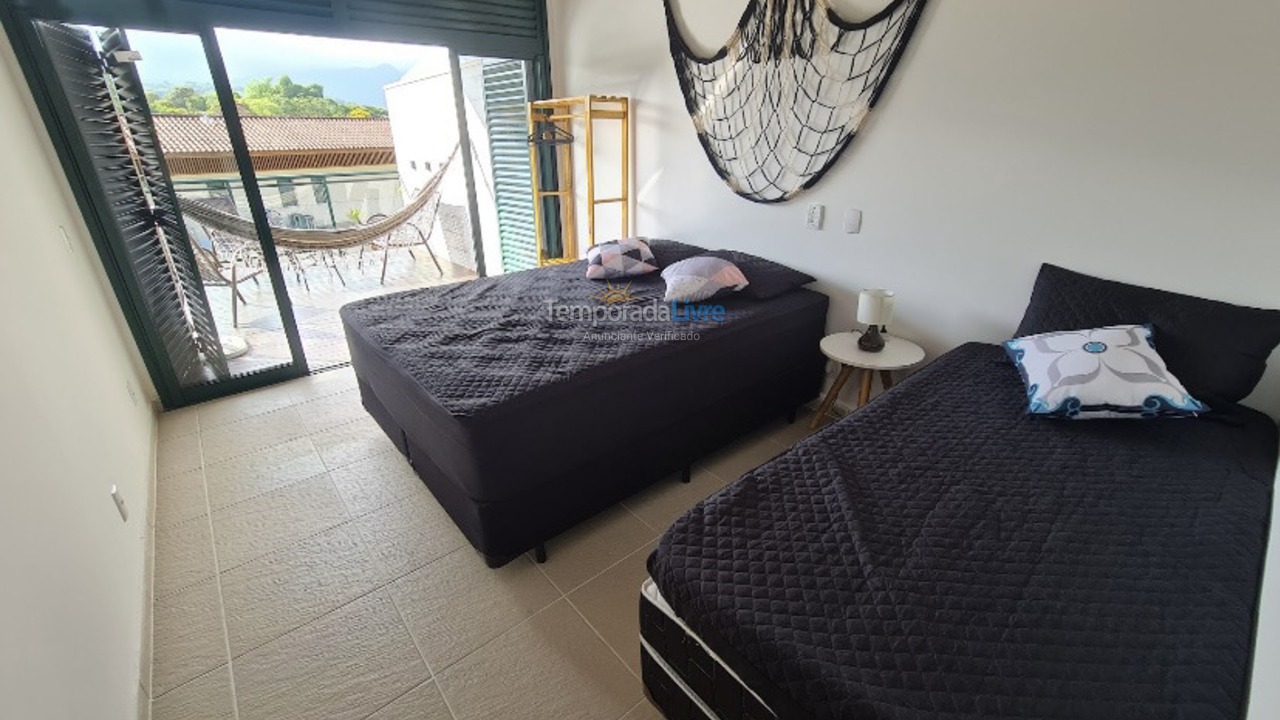 Casa para aluguel de temporada em São Sebastião (Barra do Una)