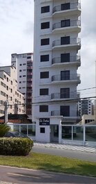 OC024 - Prédio Frente ao Mar | Wi-Fi | Garagem