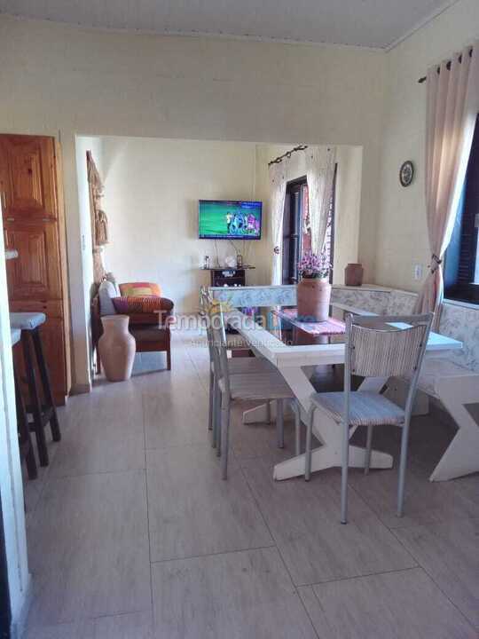 Casa para alquiler de vacaciones em Barra Velha (Itajuba)